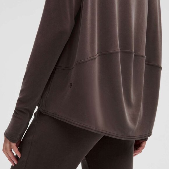 Drapey Softstreme Off-The-Shoulder Long-Sleeve Shirt in Espresso - Picture 3 of 3